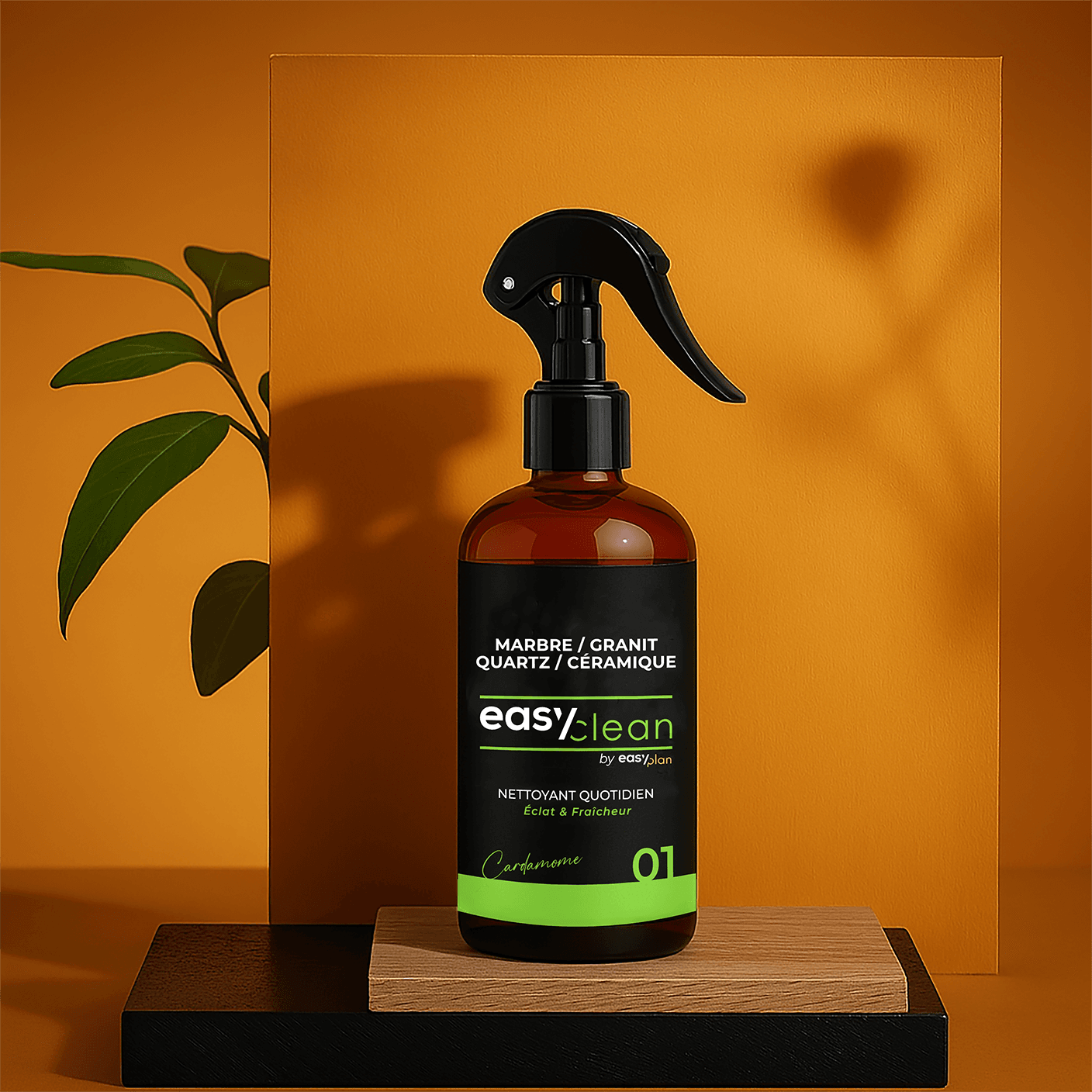 Nettoyant Easyclean 01 sur fond orange