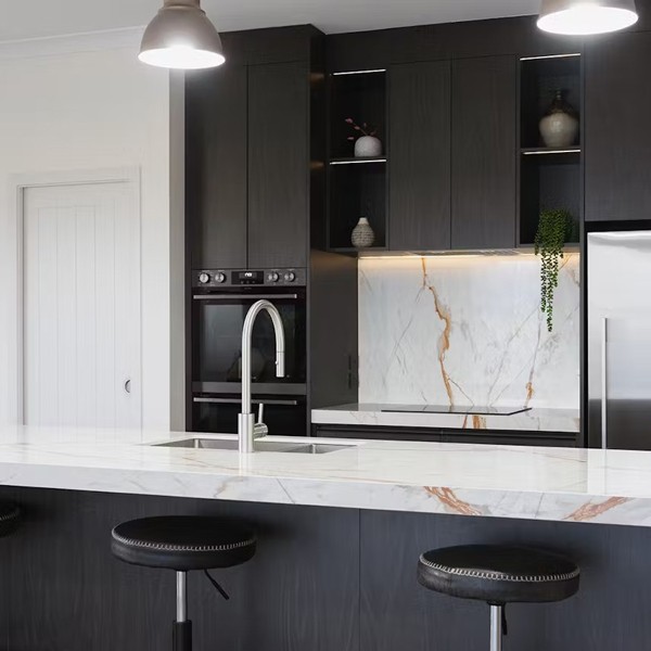 Réalisation n°2 du plan de travail Awake en Ceramique Dekton