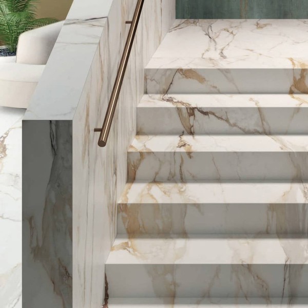 Réalisation n°1 du plan de travail Antique Oro en Ceramique Mstone