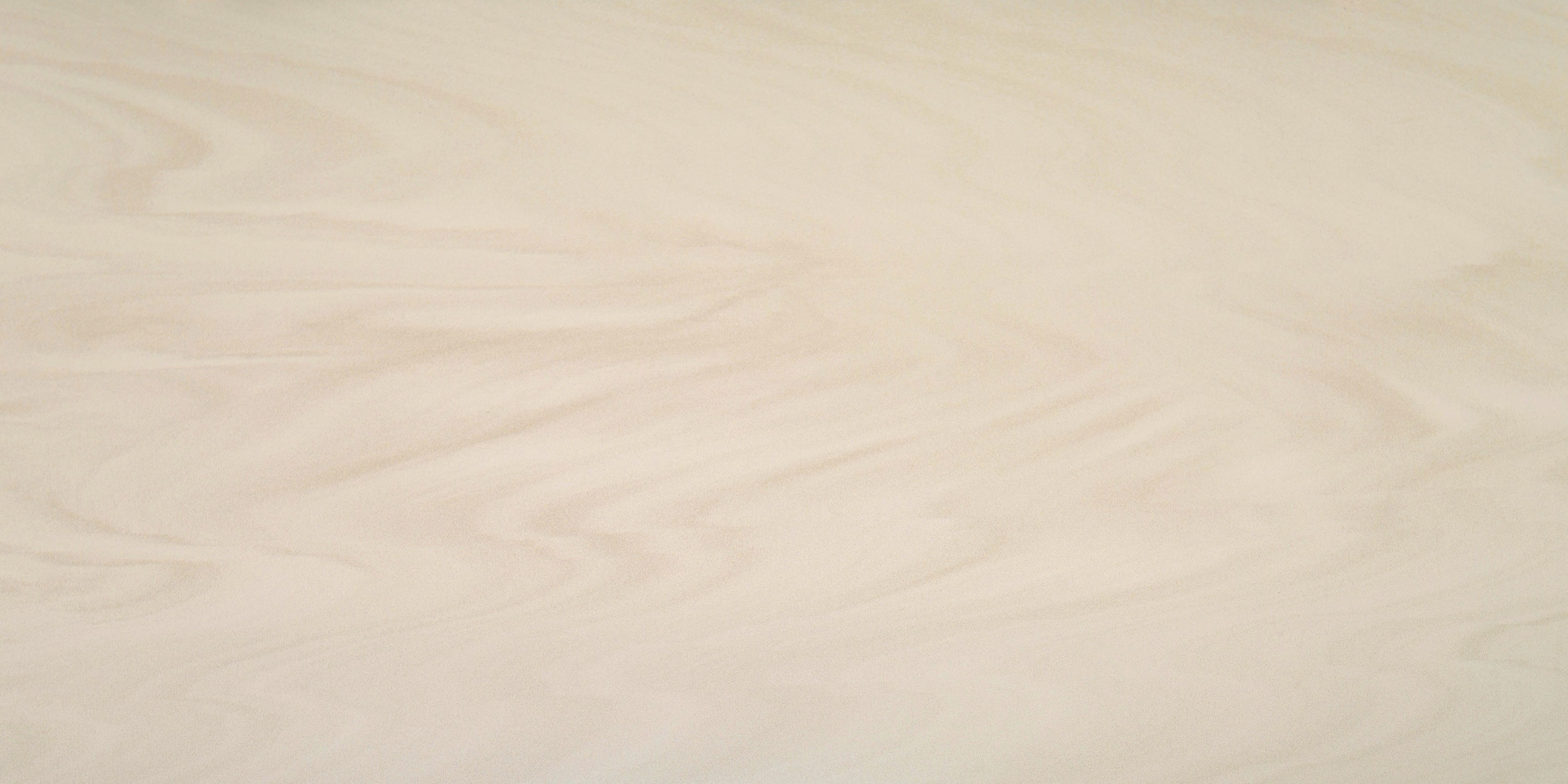 Épaisseur et finition de tranche du coloris Arena en Ceramique Neolith The Size