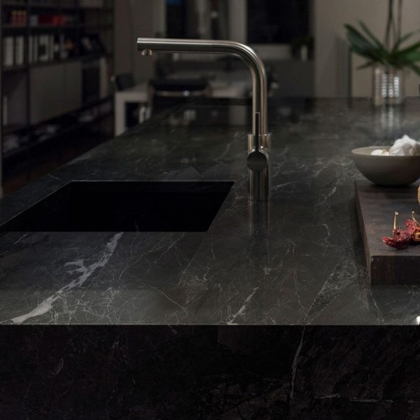 Réalisation n°2 du plan de travail Layla en Ceramique Neolith The Size