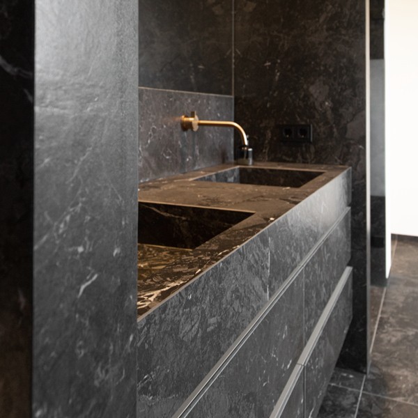 Réalisation n°6 du plan de travail Layla en Ceramique Neolith The Size