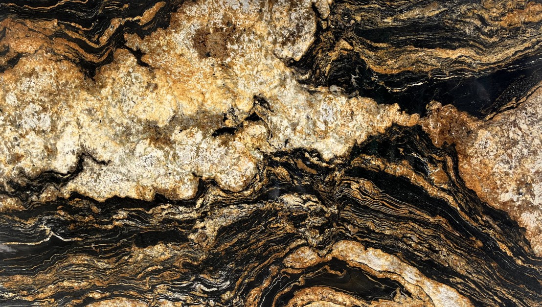 Épaisseur et finition de tranche du coloris Black Taurus en Granit