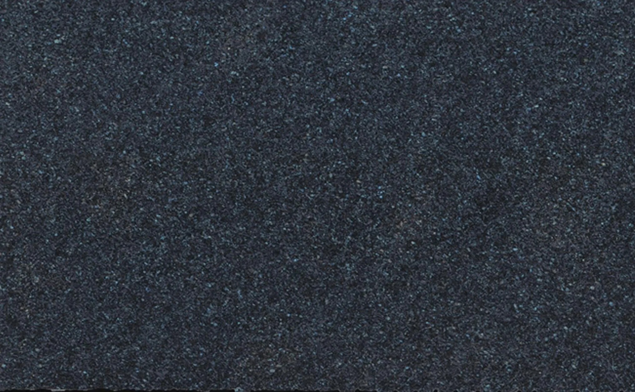 Épaisseur et finition de tranche du coloris Bleu Labrador Extra en Granit