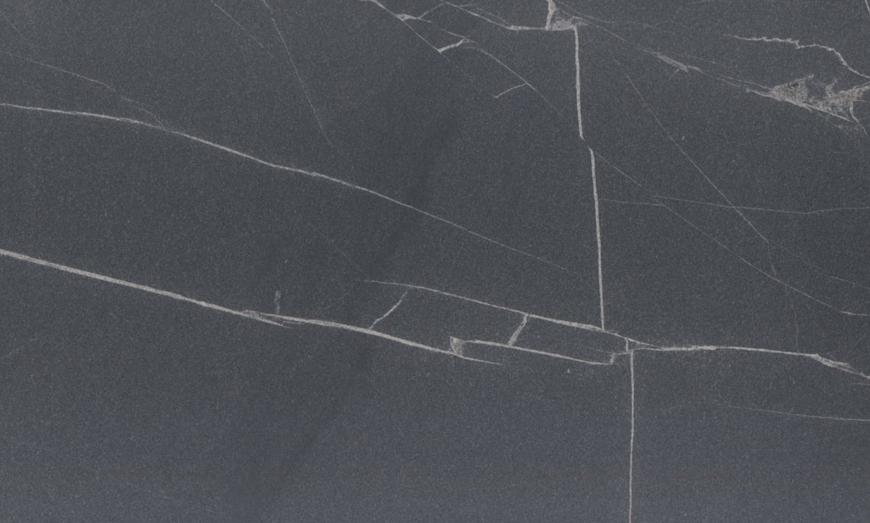 Épaisseur et finition de tranche du coloris Jurassic Black en Granit