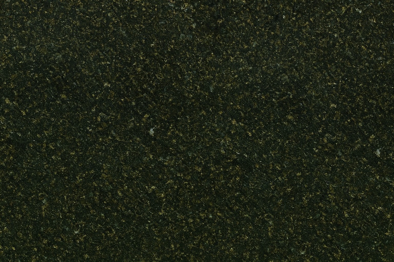 Épaisseur et finition de tranche du coloris Vert Ubatuba en Granit