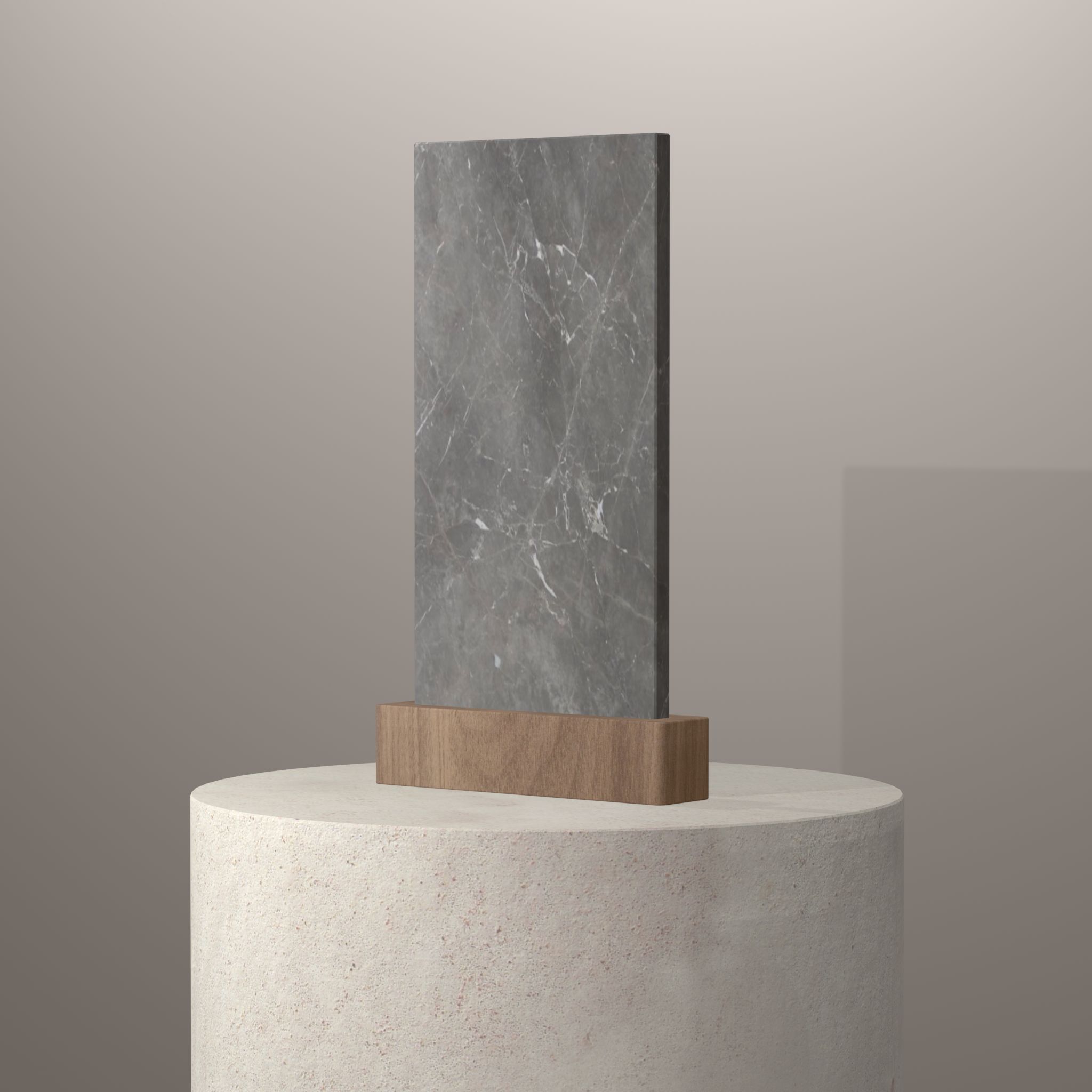 Rendu 3D du coloris Grigio Collemandina en Marbre sur piédestal
