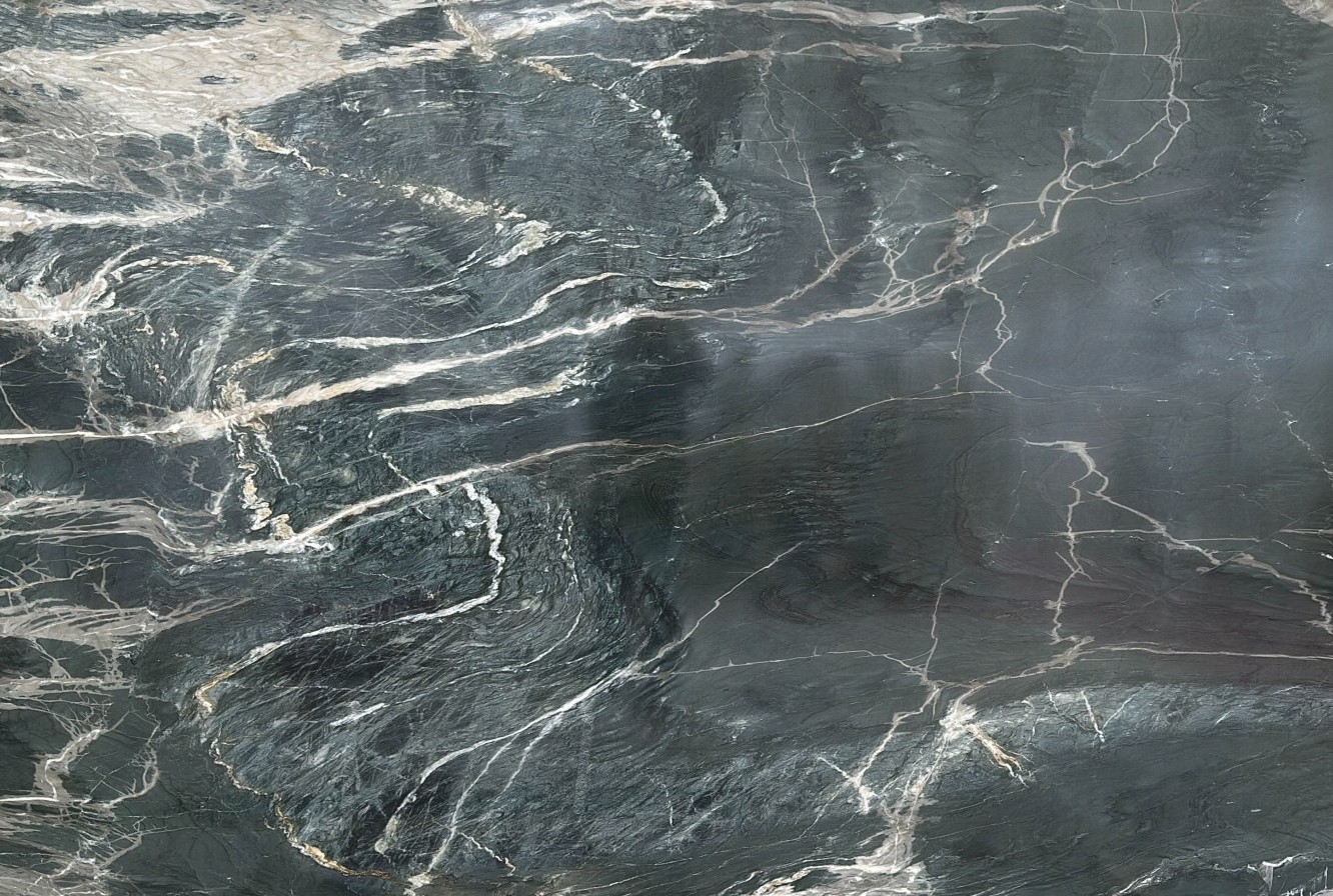 Épaisseur et finition de tranche du coloris Camouflage en Quartzite Texta