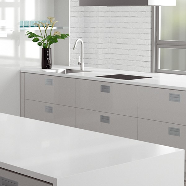 Réalisation n°1 du plan de travail Absolut Blanc en Quartz Compac