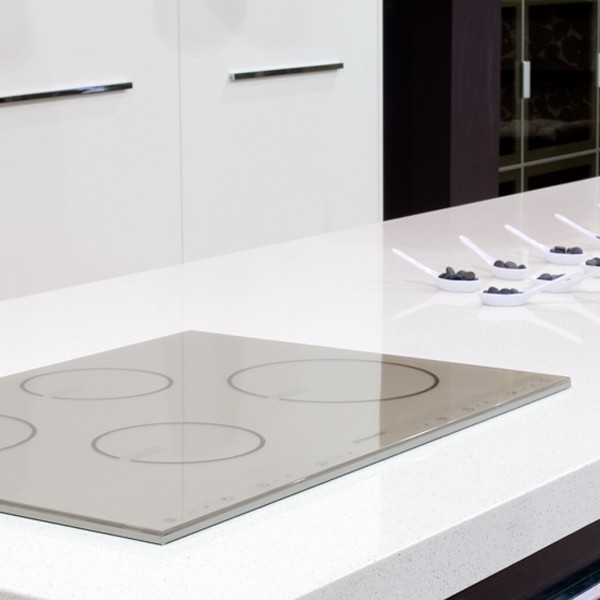 Réalisation n°1 du plan de travail Snow en Quartz Compac