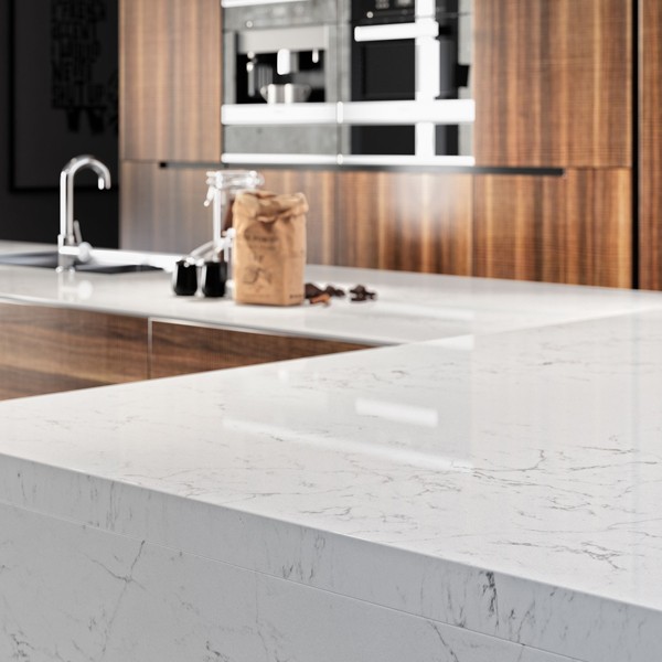 Réalisation n°1 du plan de travail Unique Arabescato en Quartz Compac