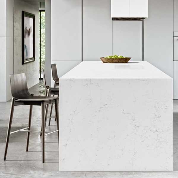 Réalisation n°5 du plan de travail Unique Arabescato en Quartz Compac