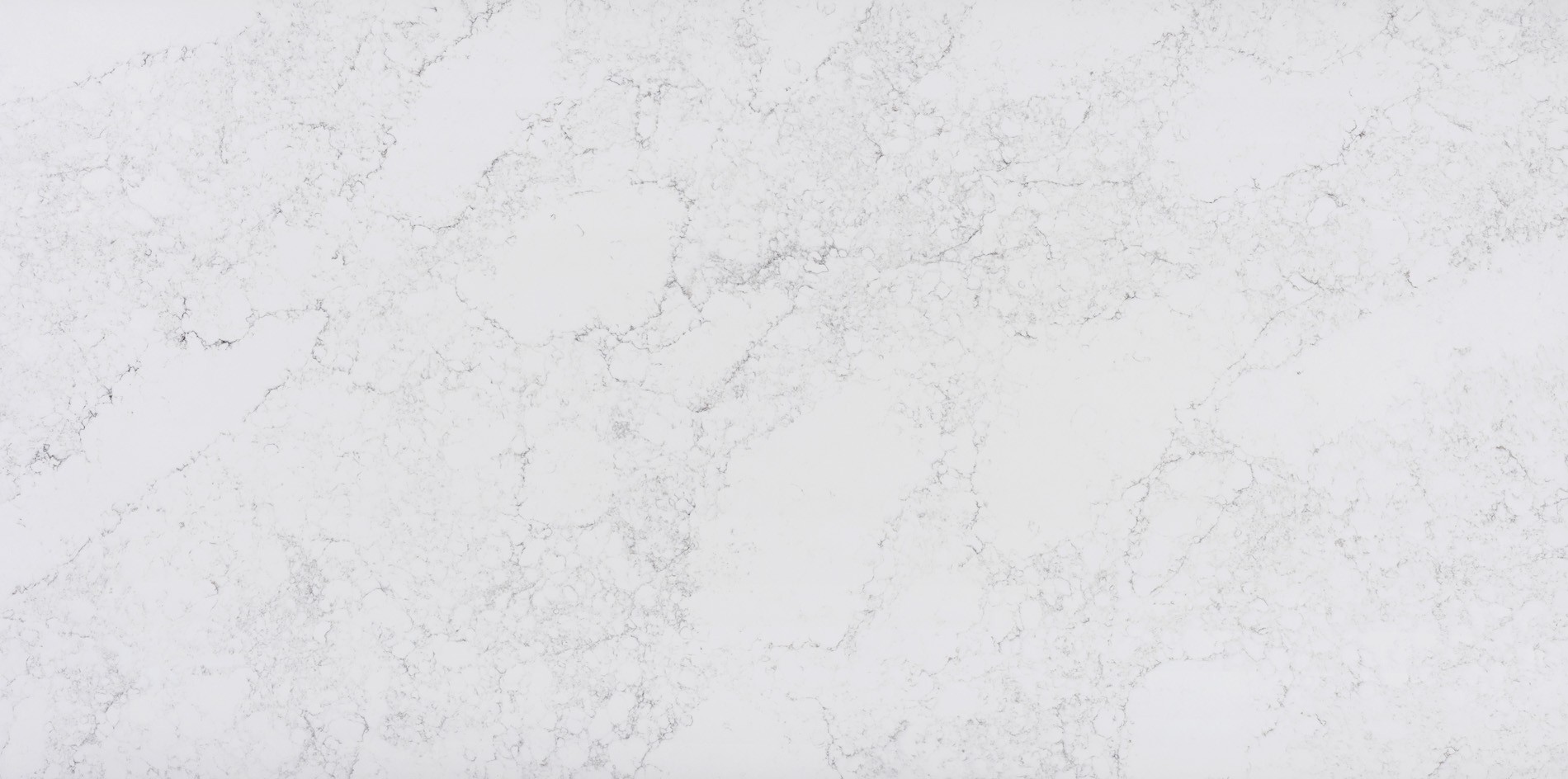 Épaisseur et finition de tranche du coloris White Arabesque en Quartz Mstone