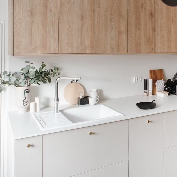 Réalisation n°1 du plan de travail Blanco Maple 14 en Quartz Silestone