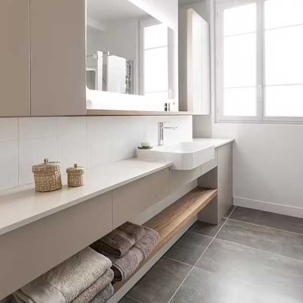 Réalisation n°6 du plan de travail Blanco Maple 14 en Quartz Silestone