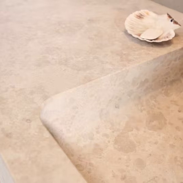 Réalisation n°3 du plan de travail Coral Clay Colour en Quartz Silestone