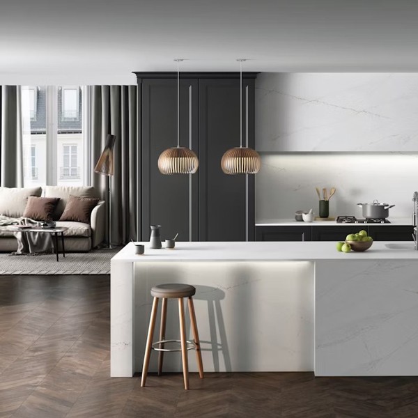Réalisation n°1 du plan de travail Ethereal Glow en Quartz Silestone