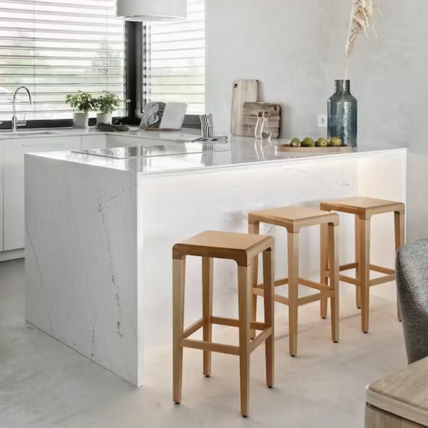 Réalisation n°3 du plan de travail Ethereal Noctis en Quartz Silestone