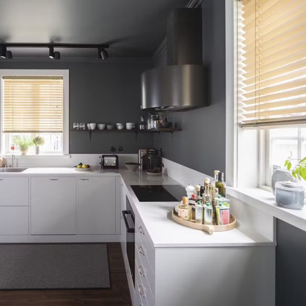 Réalisation n°2 du plan de travail Snowy Ibiza en Quartz Silestone
