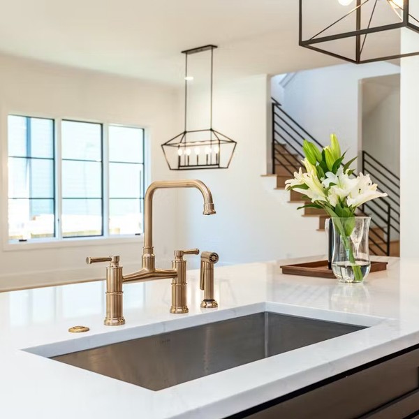 Réalisation n°2 du plan de travail White Storm 14 en Quartz Silestone