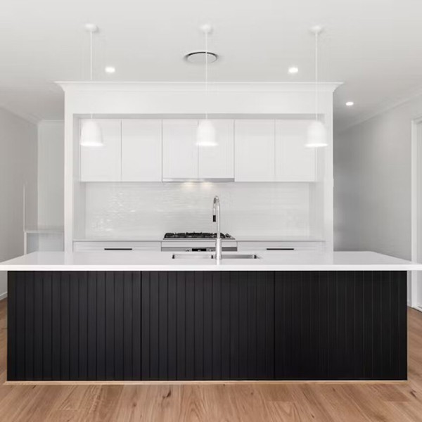 Réalisation n°5 du plan de travail White Storm 14 en Quartz Silestone